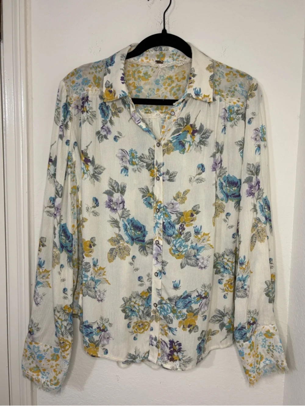 Free People Hold On To Me Floral Printed Blouse oversized Top size Medium